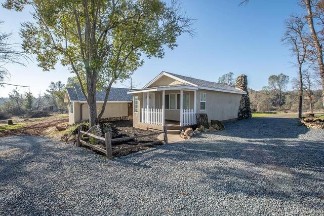 4555 Paradise Ln, Auburn, CA 95602