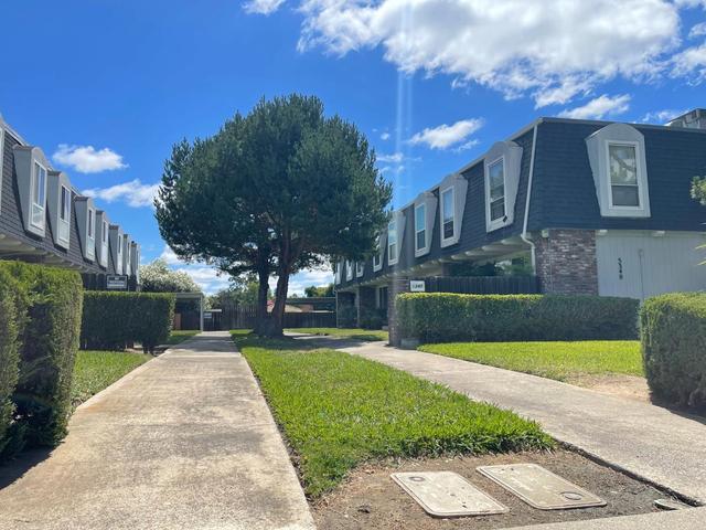 5340 Garfield Ave #2, Sacramento, CA 95841