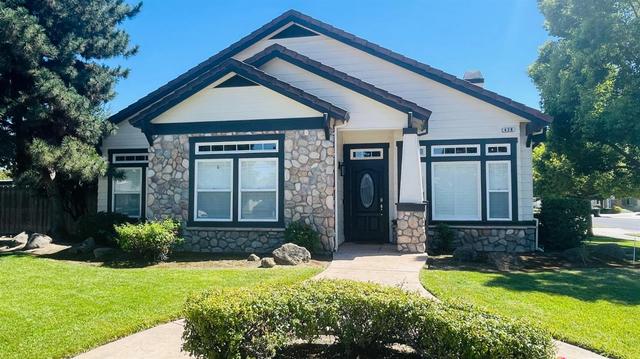 428 E Milgeo Ave, Ripon, CA 95366