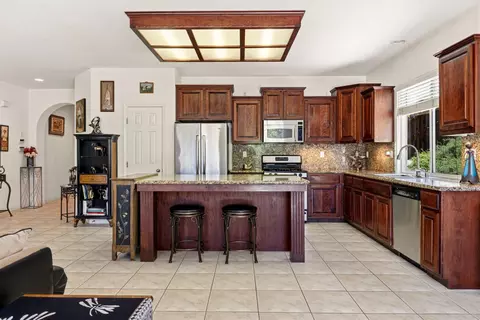 Kitchen - 705 Kristi Ct, Jackson, CA 95642 photo 3 of 5