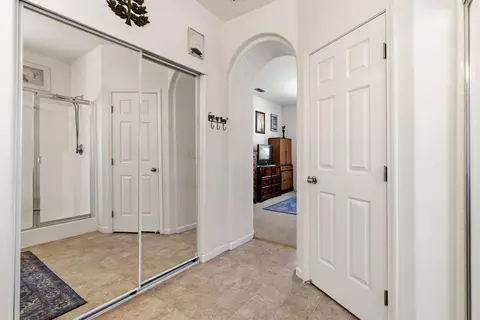 Entry Way - 705 Kristi Ct, Jackson, CA 95642 photo 7 of 9