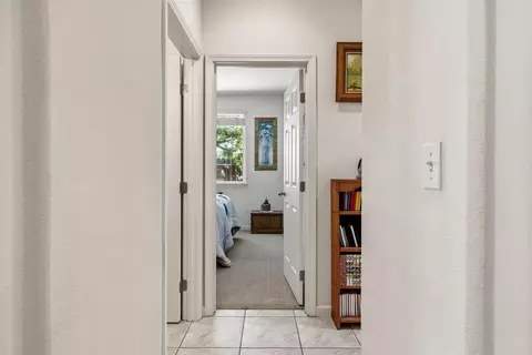 Entry Way - 705 Kristi Ct, Jackson, CA 95642 photo 8 of 9