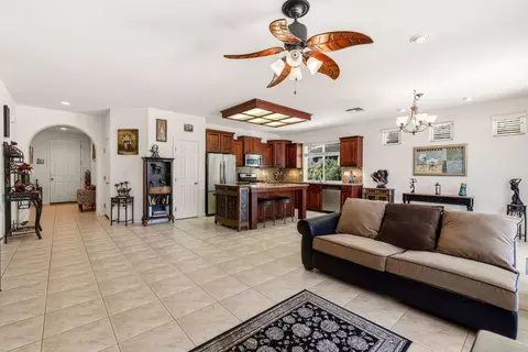 Entry Way - 705 Kristi Ct, Jackson, CA 95642 photo 6 of 9