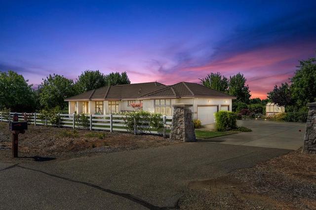 11880 Gidaro Dr, Elk Grove, CA 95624