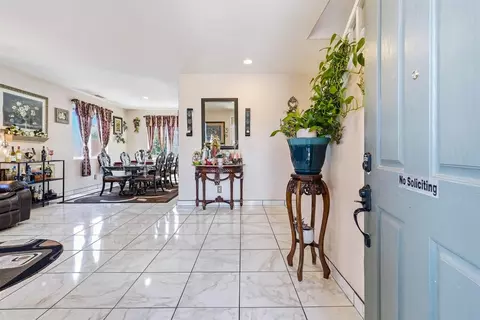 Entry Way - 1750 Hicks Ave, Olivehurst, CA 95961 photo 1 of 5