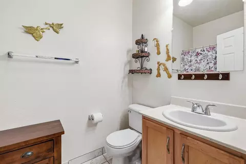 Bath - 1750 Hicks Ave, Olivehurst, CA 95961 photo 1 of 5