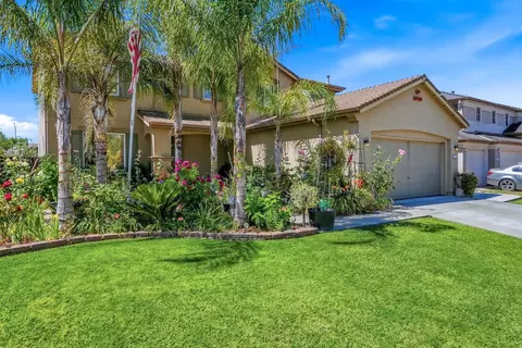Exterior - 1750 Hicks Ave, Olivehurst, CA 95961 photo 4 of 14