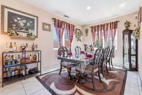 Dining - 1750 Hicks Ave, Olivehurst, CA 95961 photo 1 of 3