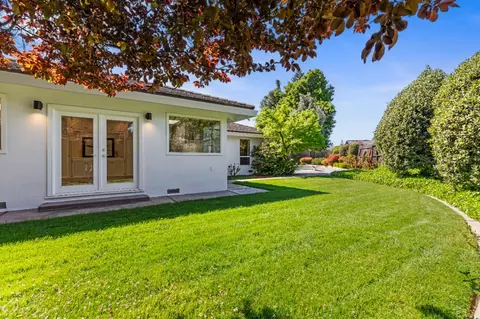 908 Newcastle Ct, Modesto, CA 95355 photo 4