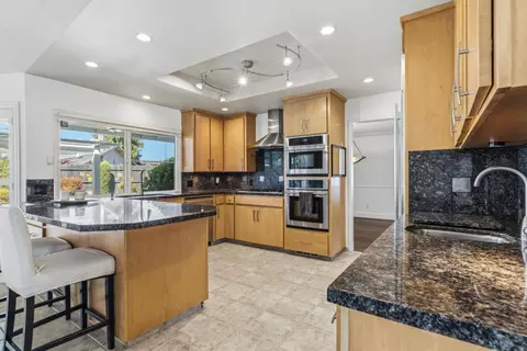 908 Newcastle Ct, Modesto, CA 95355 photo 6
