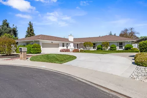 908 Newcastle Ct, Modesto, CA 95355 photo 2