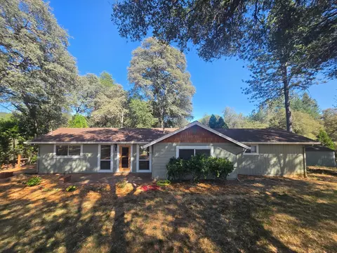 10601 Lime Kiln Rd, Grass Valley, CA 95949