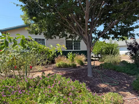 10559 Olson Dr, Rancho Cordova, CA 95670
