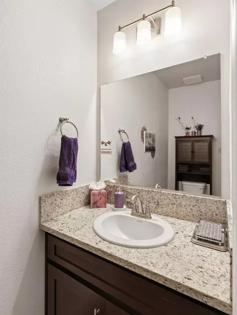 912 Hogan Rd, Galt, CA 95632 photo 26