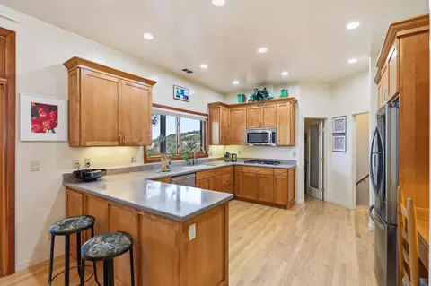 Kitchen - 6840 Gallagher Rd, Pilot Hill, CA 95664 photo 3 of 5