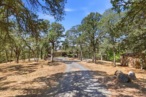 Exterior - 6840 Gallagher Rd, Pilot Hill, CA 95664 photo 3 of 11