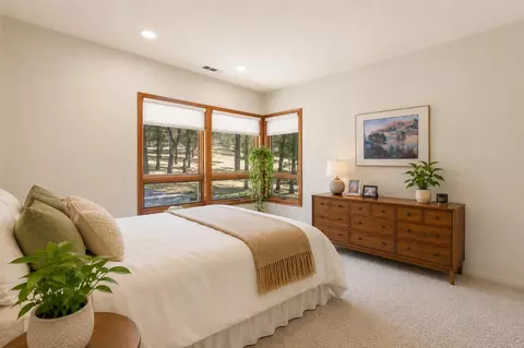 Bedroom - 6840 Gallagher Rd, Pilot Hill, CA 95664 photo 2 of 5