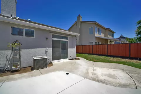 1884 Vaduz Ct, Manteca, CA 95337 photo 6