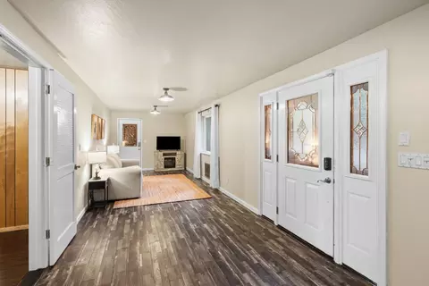 Entry Way - 1888 Cypress Pt, Arnold, CA 95223 photo 2 of 6