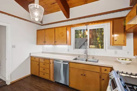 Kitchen - 1888 Cypress Pt, Arnold, CA 95223 photo 2 of 3