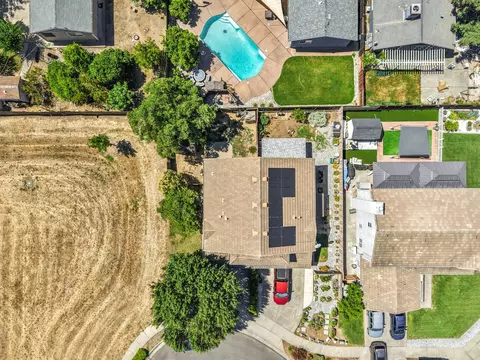 View/Area - 26229 Bruno Ct, Esparto, CA 95627 photo 4 of 7