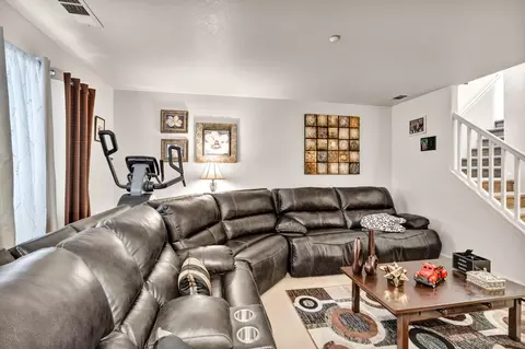 Living - 26229 Bruno Ct, Esparto, CA 95627 photo 2 of 2