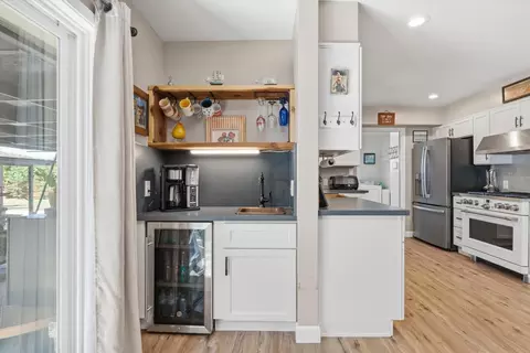 Kitchen - 7148 E Waterloo Rd, Stockton, CA 95215 photo 4 of 8
