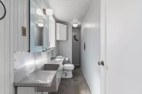 Bath - 7148 E Waterloo Rd, Stockton, CA 95215 photo 1 of 4