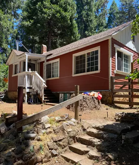 6324 Pony Express Trl, Pollock Pines, CA 95726