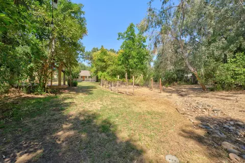 Exterior - 4335 Walnut Ave, Carmichael, CA 95608 photo 16 of 22