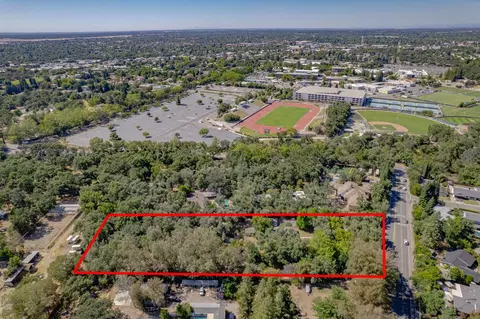 View/Area - 4335 Walnut Ave, Carmichael, CA 95608 photo 1 of 3