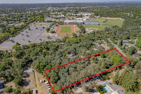 View/Area - 4335 Walnut Ave, Carmichael, CA 95608 photo 3 of 3