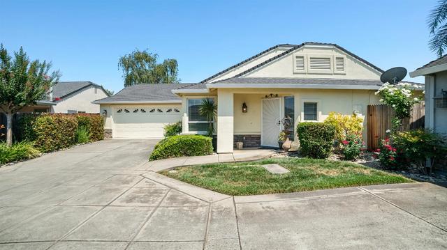 596 Village Dr, Galt, CA 95632