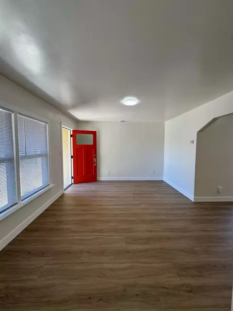 4501 Roosevelt Ave, Sacramento, CA 95820