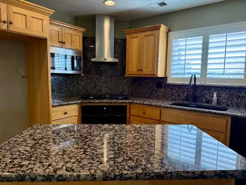 658 Lee Ave, Newman, CA 95360 photo 7