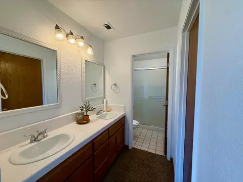 658 Lee Ave, Newman, CA 95360 photo 13