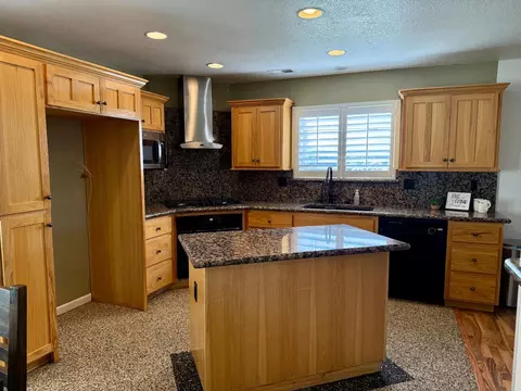 658 Lee Ave, Newman, CA 95360 photo 6