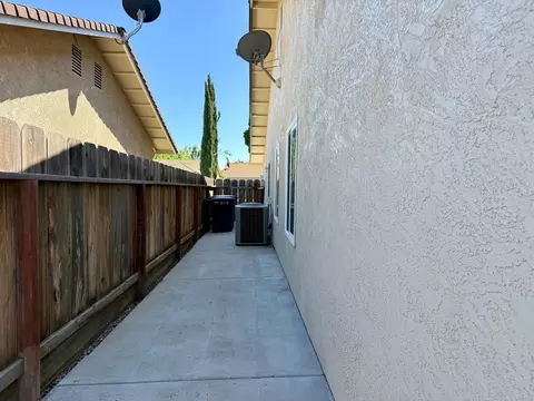 658 Lee Ave, Newman, CA 95360 photo 24