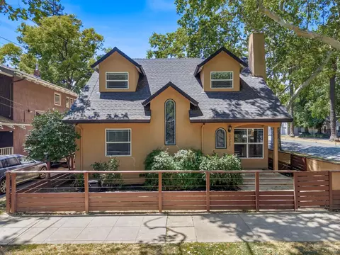2200 23rd St, Sacramento, CA 95818