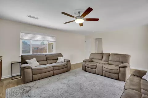 1177 Pine St, Manteca, CA 95336 photo 17