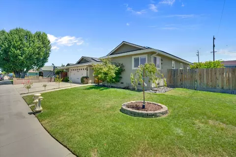 1177 Pine St, Manteca, CA 95336 photo 4
