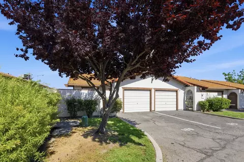 Exterior - 180 E Grant Line Rd, Tracy, CA 95376 photo 2 of 5
