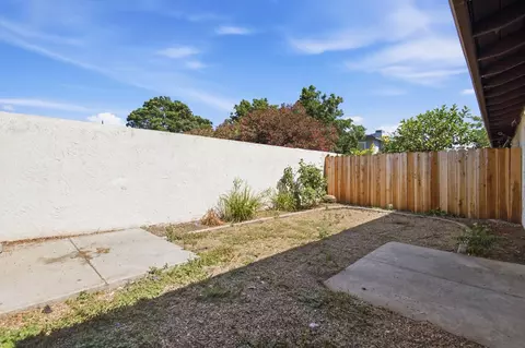 Exterior - 180 E Grant Line Rd, Tracy, CA 95376 photo 5 of 5
