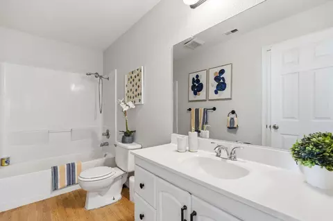 Bath - 180 E Grant Line Rd, Tracy, CA 95376 photo 1 of 1