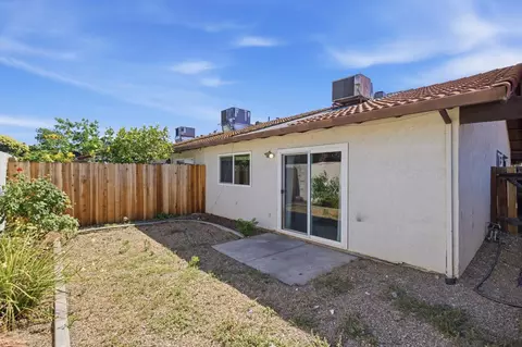 Exterior - 180 E Grant Line Rd, Tracy, CA 95376 photo 1 of 5