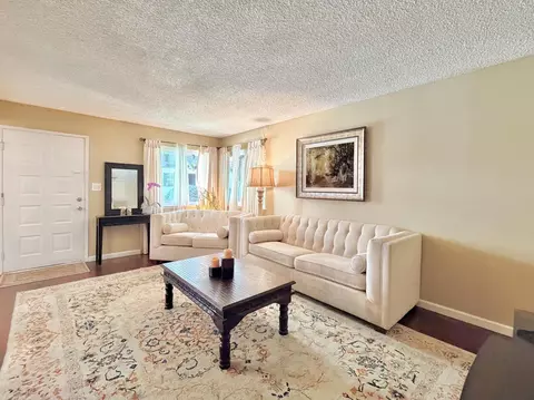 Living - 2848 Bidwell St #3, Davis, CA 95618 photo 2 of 3