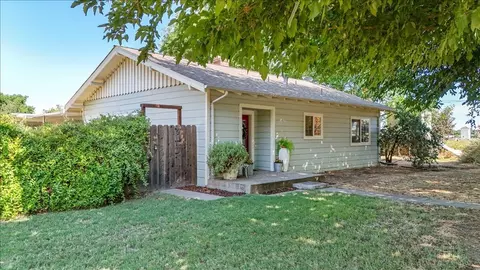 Exterior - 28937 Upper Rd, Newman, CA 95360 photo 3 of 20
