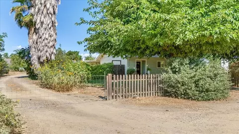 Exterior - 28937 Upper Rd, Newman, CA 95360 photo 2 of 20