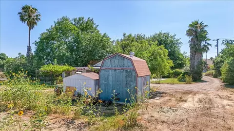 Exterior - 28937 Upper Rd, Newman, CA 95360 photo 12 of 20