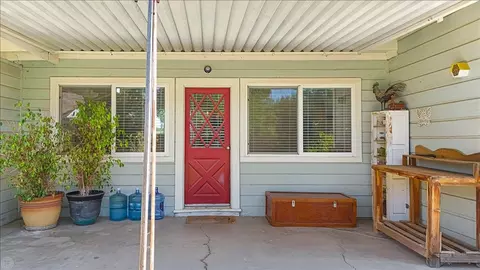 Exterior - 28937 Upper Rd, Newman, CA 95360 photo 5 of 20
